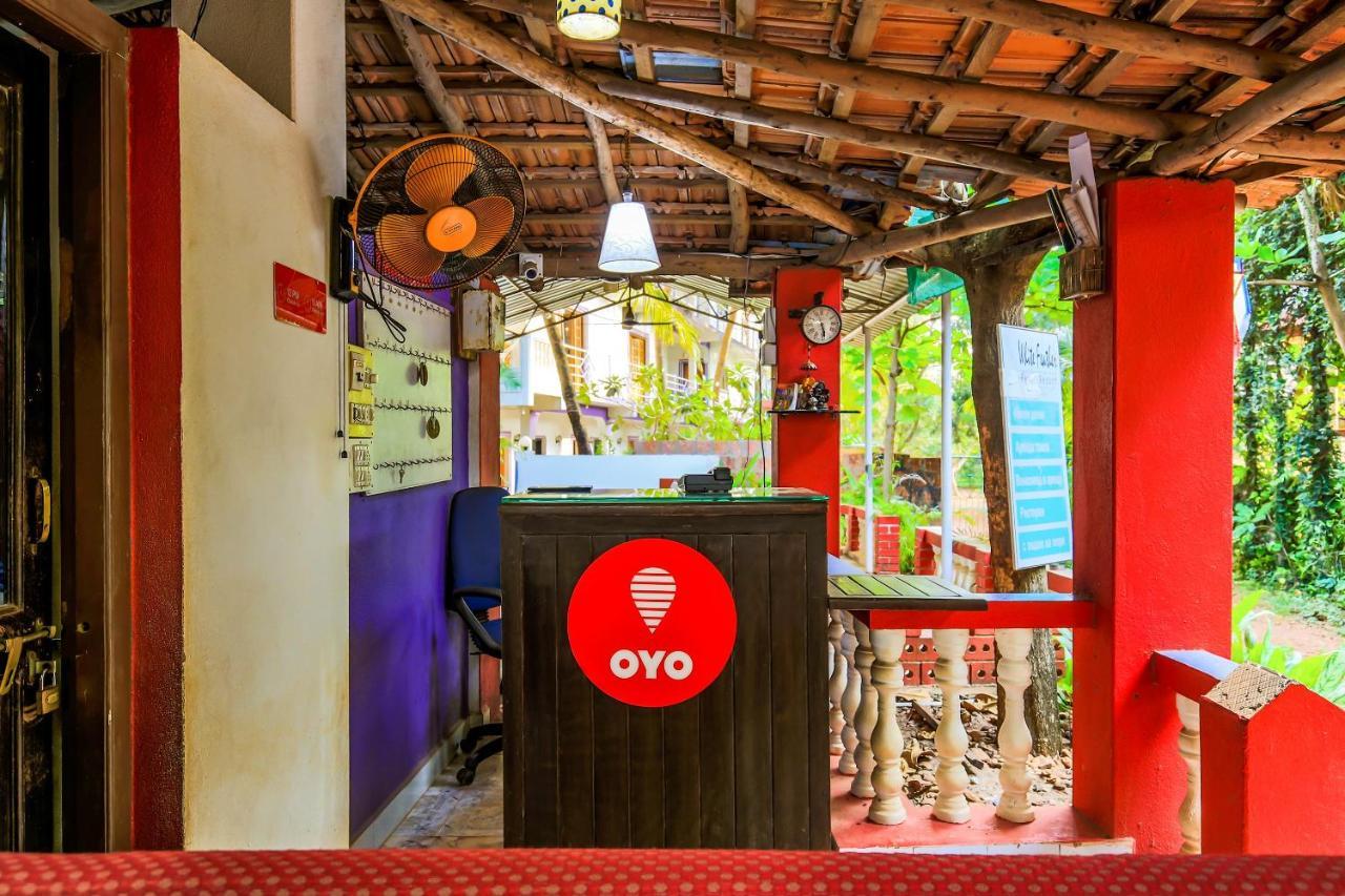 Oyo 13311 The White Feather Hotel مادريم المظهر الخارجي الصورة