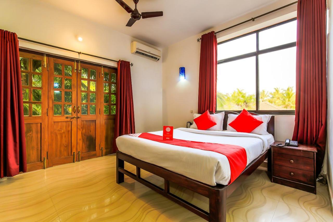 Oyo 13311 The White Feather Hotel مادريم المظهر الخارجي الصورة
